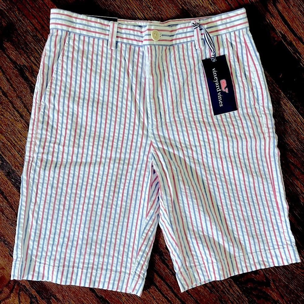 NWT Vineyard Vines Boys’ Firework Stripe Breaker Short- Red and Blue Stripes